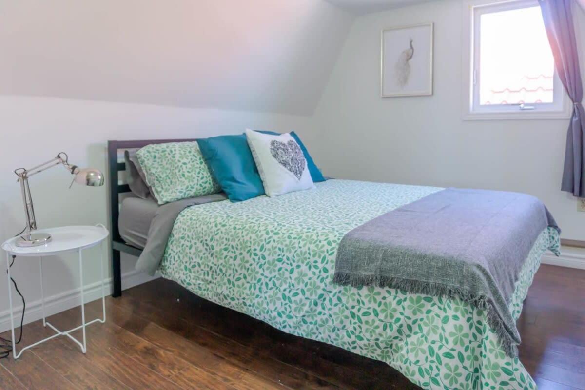 Amazing Location In Saint John 2 Bedroom Modern Parking New Exteriör bild